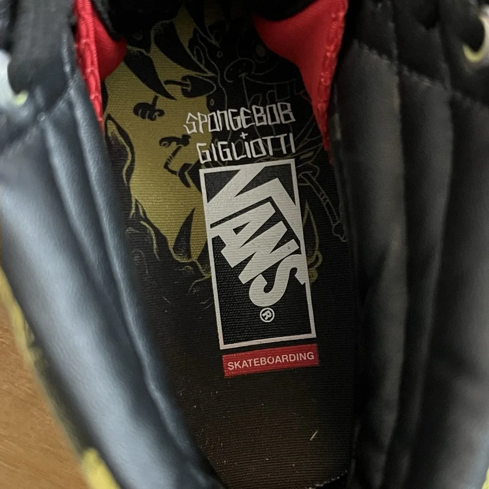 Vans x SpongeBob Gigliotti Sk8-Hi High Top Skate Shoes Mens 7.5 Yellow Black HTF